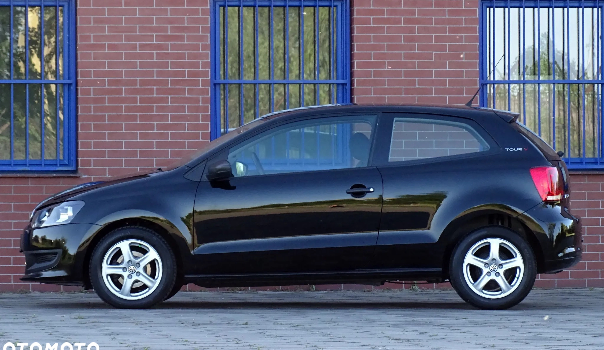 Volkswagen Polo cena 23800 przebieg: 100000, rok produkcji 2011 z Racibórz małe 254